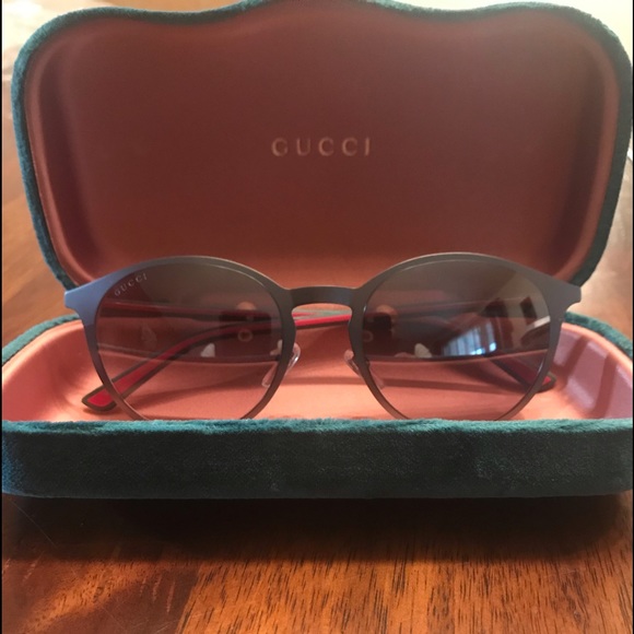 gucci sunglasses metal frame